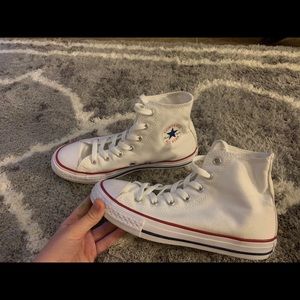 white all star converse